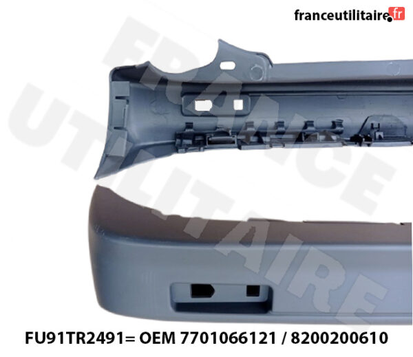 Installation facile du pare-choc arrière Renault Trafic 2 FU91TR2491, conçu pour résister aux impacts et améliorer l'esthétique de votre véhicule.