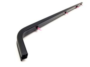 Rail de porte coulissante droite Renault Master 3 avec fixations visibles